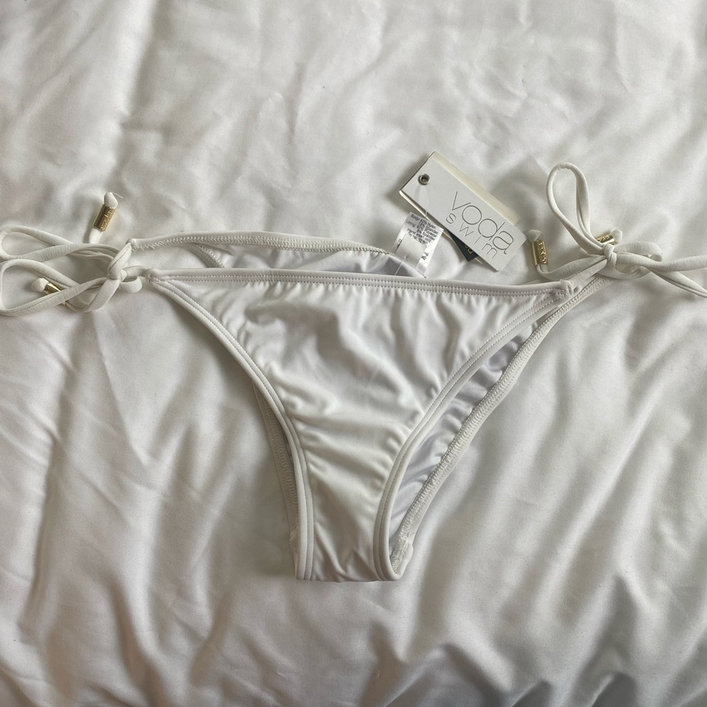 NWT Voda Swim Bottoms Size Medium